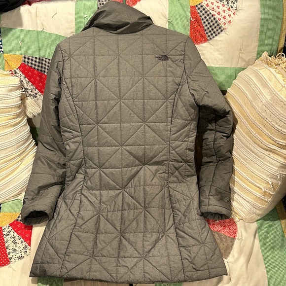 The North Face Women’s medium coat - Picture 8 of 13